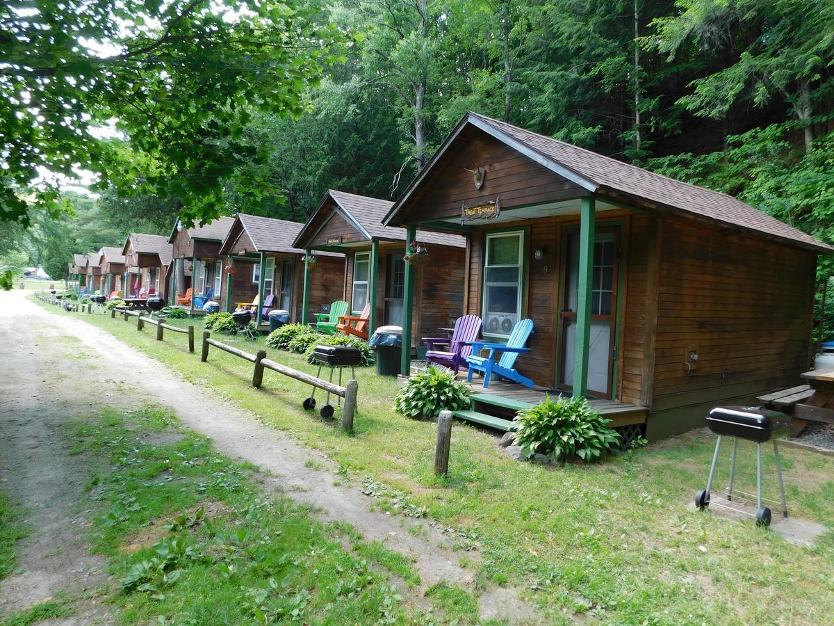 Pine Crest Motel & Cabins Barton Eksteriør billede