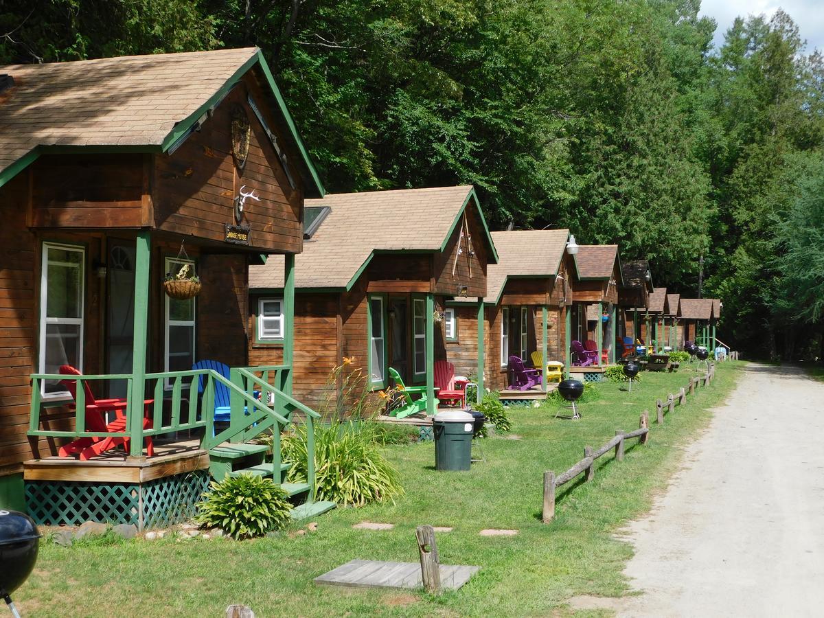 Pine Crest Motel & Cabins Barton Eksteriør billede