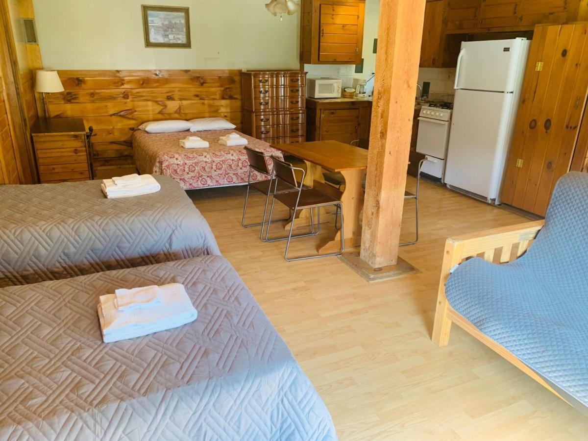 Pine Crest Motel & Cabins Barton Eksteriør billede