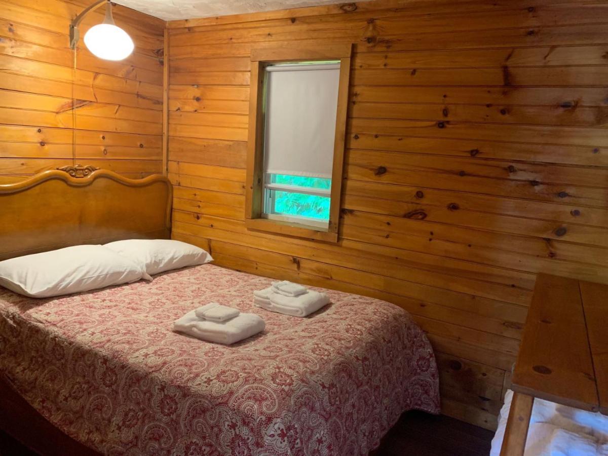 Pine Crest Motel & Cabins Barton Eksteriør billede